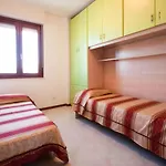 Flat358
