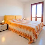 Flat358